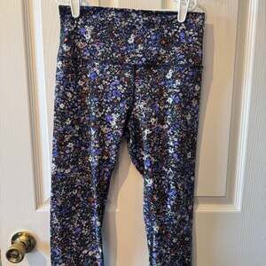 Lululemon Align High-Rise Crop Flower Burst Multi size 8